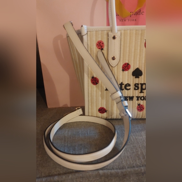 Kate Spade Ella Dottie Ladybug π Small Straw Tote Crossbody - Picture 7 of 9